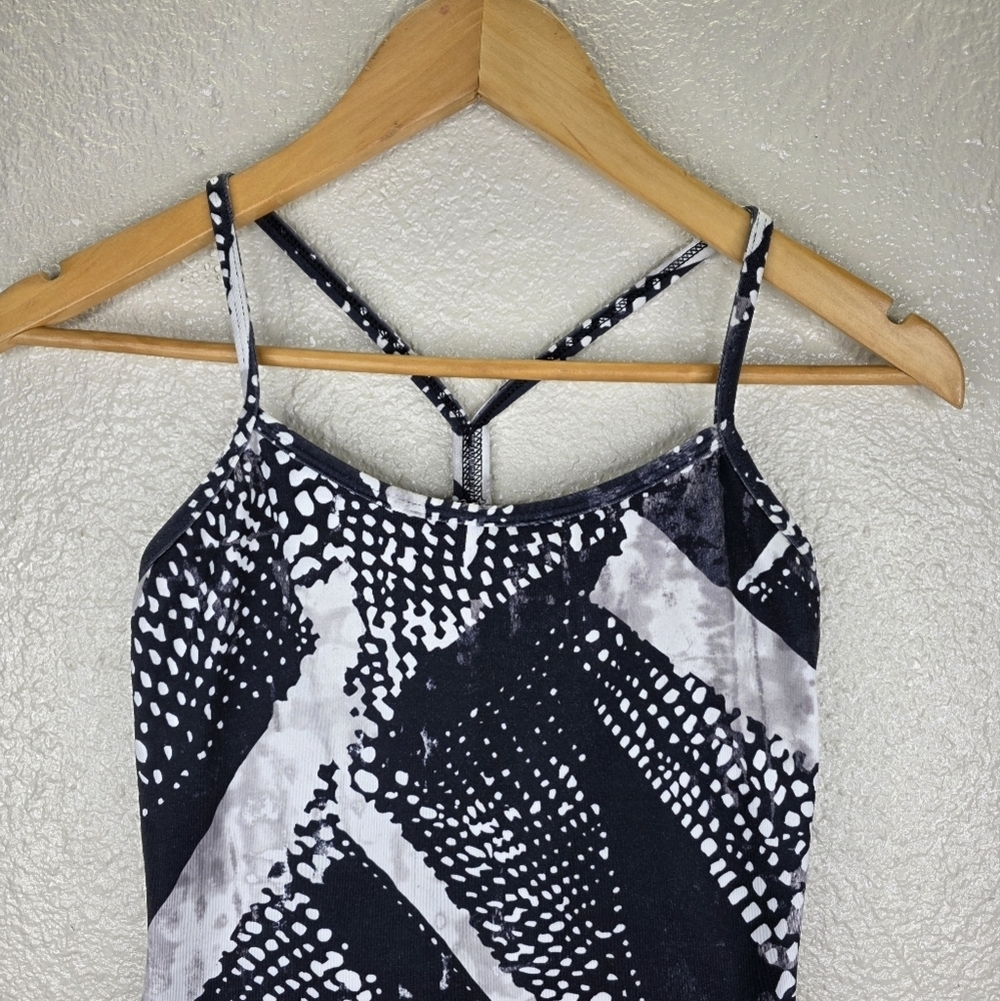 Lululemon Power Y Static Mist Racerback Black Gray White Tank Top Size 4 Long - Picture 2 of 16
